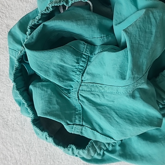 Patagonia Women’s Barely Baggies 2.5” Inseam Teal Unlined Shorts Small Gorpcore - Picture 6 of 6